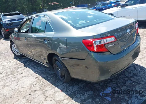 2013 Toyota Camry Le z USA, uszkodzony, nr VIN 4T4BF1FKXDR322442